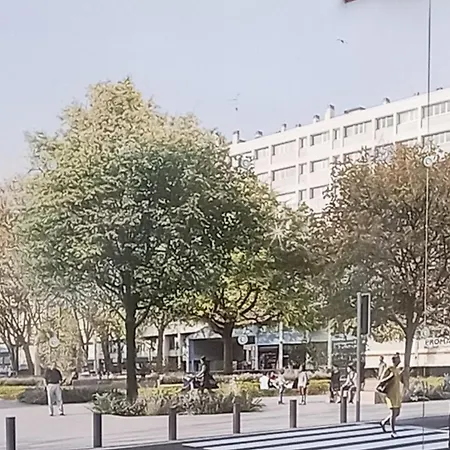 Hypercentre Maria Palace***** アパート